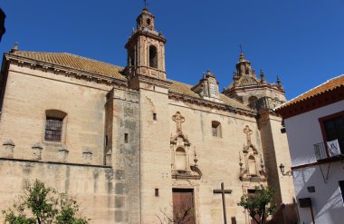 Carmona görünümünü