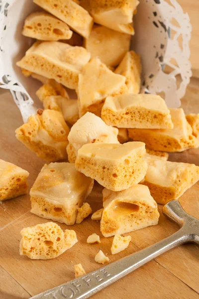 Honingraat of Cinder Toffee — Stockfoto