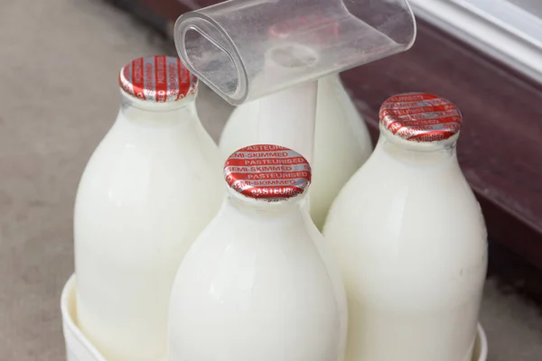 Fresh Semi Skimmed Milk Recyclable Glass Bottles Delivered Door Step — Stock Photo, Image