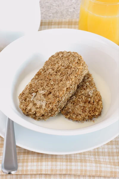 Wheat biscuits served with milk — Stock Photo, Image