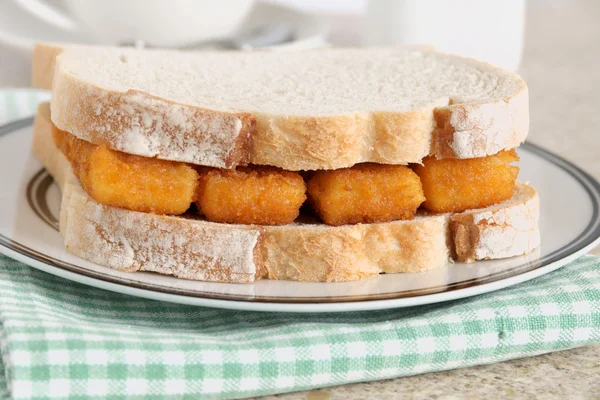 Sandwich de dedo de pescado — Foto de Stock