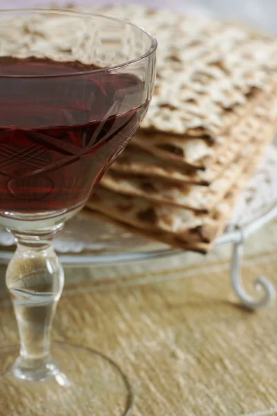 Wine and Matzo — Stock Photo, Image