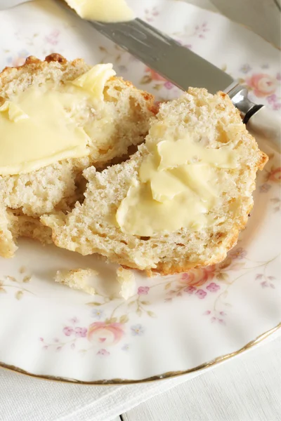 Gebutterte Scones — Stockfoto