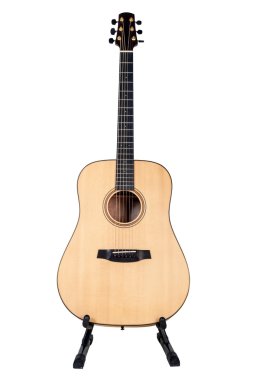 izole klasik akustik gitar 