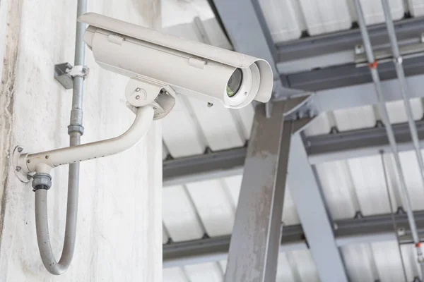 Videoüberwachung Der Wand Vor Dem Gebäude Sicherheitszwecken — Stockfoto