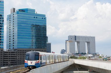 Bangkok Tayland, 18 Mayıs 2021: Bangkok, Tayland halkı için popüler BTS toplu taşıma sistemi