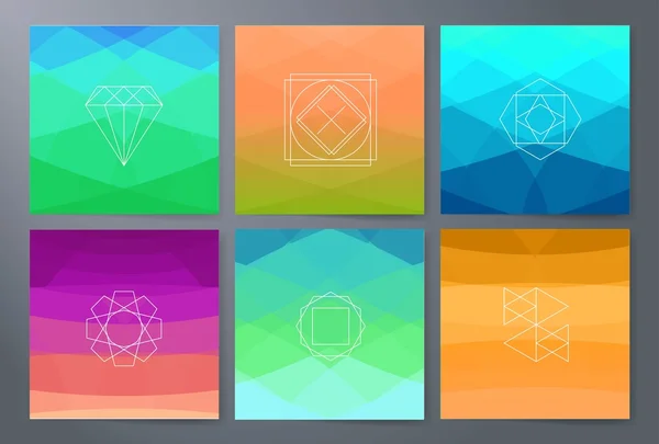 Modern cards design template with triangular colorfull background — Stok Vektör