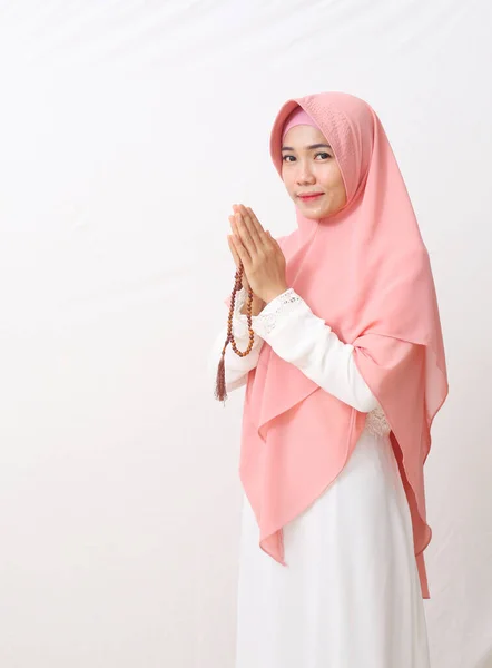 Close Photo Asian Woman Muslim Dress Stands Greetting Pose Namaste —  Fotos de Stock