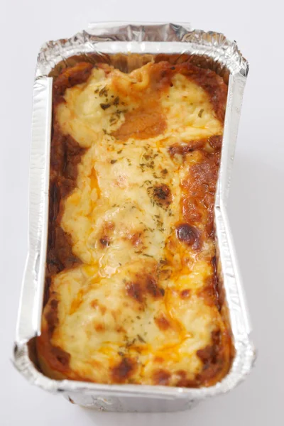 Frisch Gebackene Lasagne Mit Viel Käse — Stockfoto