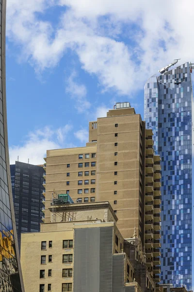 View from the Central Park of New York to skyscrappers — Stock Photo, Image