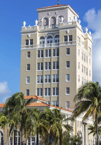 Klasik tarzın Miami Beach, Florida yüksek bina