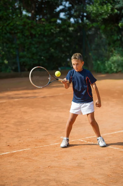 Escuela de tenis indoor —  Fotos de Stock