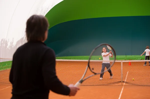 Escuela de tenis al aire libre — Foto de Stock