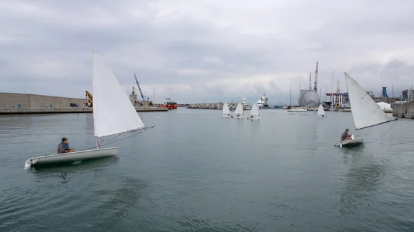 Scuola di vela all'aperto — Foto Stock