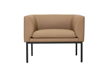 Küçük bej deri kanepe. Beyaz arka planda, ön tarafta.