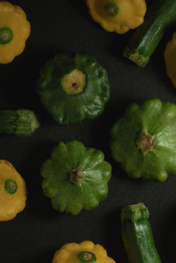 Karışık organik balkabağı makrosu. Yakın çekim, seçici odaklanma.