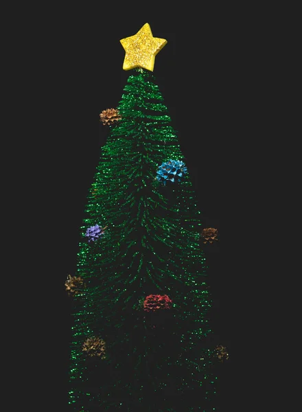 Χειροποίητο Χριστουγεννιάτικο Δέντρο Holydays Τεχνητό Επιλεκτική Εστίαση Μείνετε Σπίτι Έννοια — Φωτογραφία Αρχείου