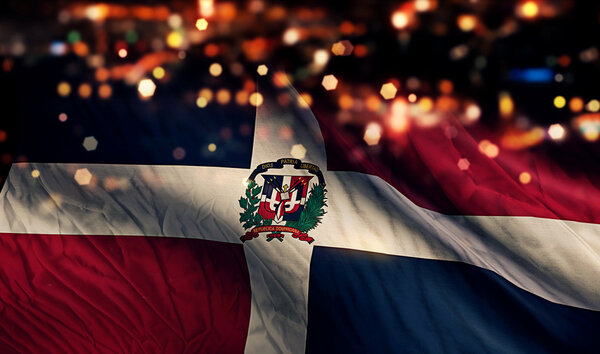 Repubblica Dominicana Bandiera Nazionale Luce Notte Bokeh Sfondo astratto — Foto Stock