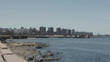 Montevideo sahillerinde binalar, Uruguay
