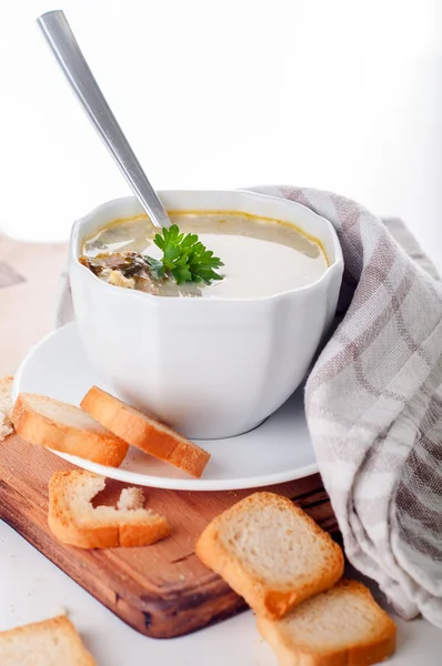 Sup krim dengan croutons — Stok Foto