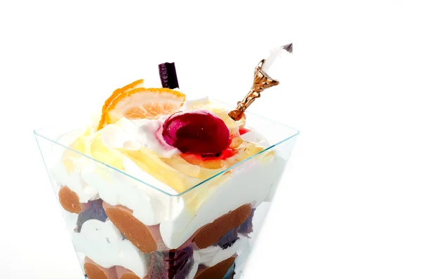 Egészséges desszert rakott krémes joghurt — Stock Fotó