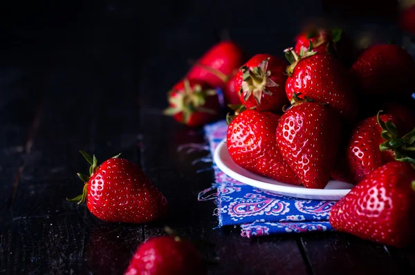 Nueva imagen fresca de fresas — Foto de Stock