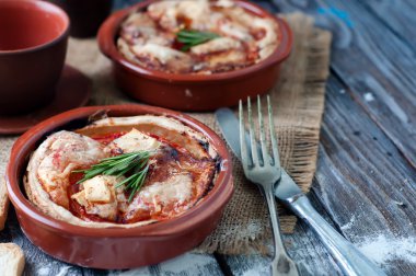 Burek, geleneksel Balkan yemeği