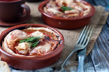 Burek, geleneksel Balkan yemeği