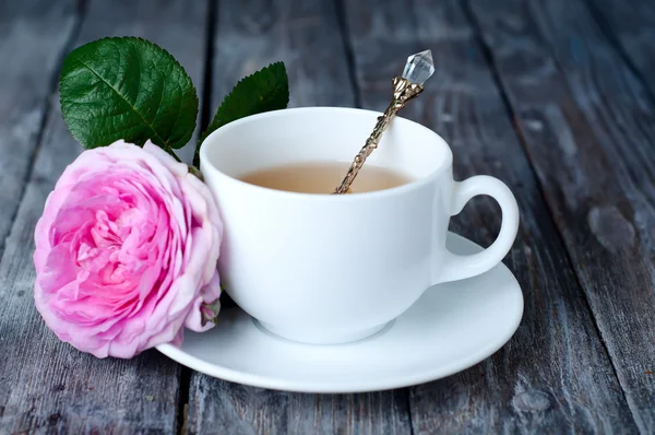 Чай в стиле Шабби Чик — стоковое фото