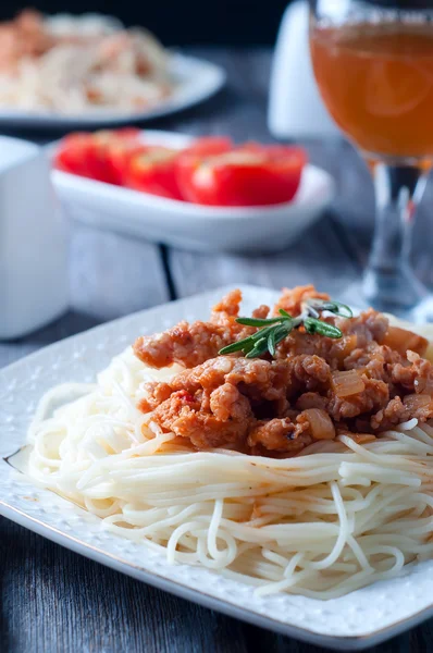 베이컨으로 맛 있는 스파게티 — 스톡 사진