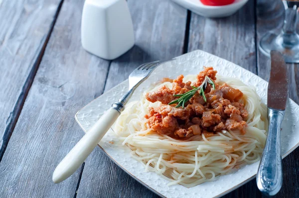 베이컨으로 맛 있는 스파게티 — 스톡 사진