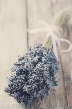 Bir demet lavanta çiçeği.