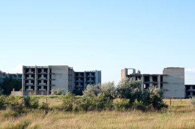 Tuğla bina tamamen yok