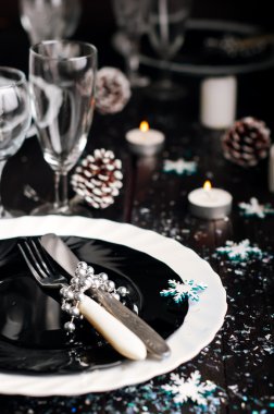 Noel Masası Hazırlama. Tatil Dekorasyonları