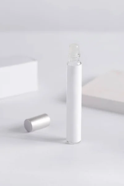 Glasprodukt förpackning doft parfymflaska — Stockfoto
