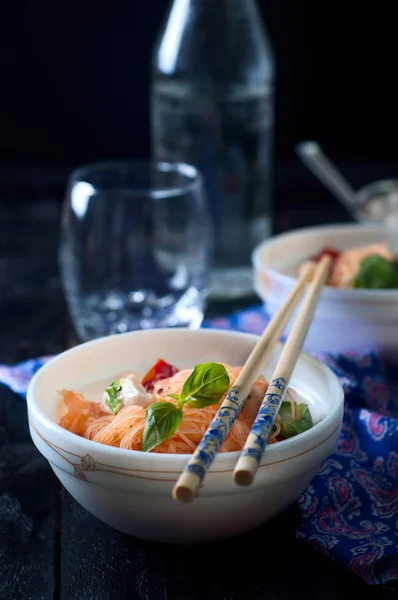 Chinese asian noodles stir fry with vegetables — Stock Photo, Image