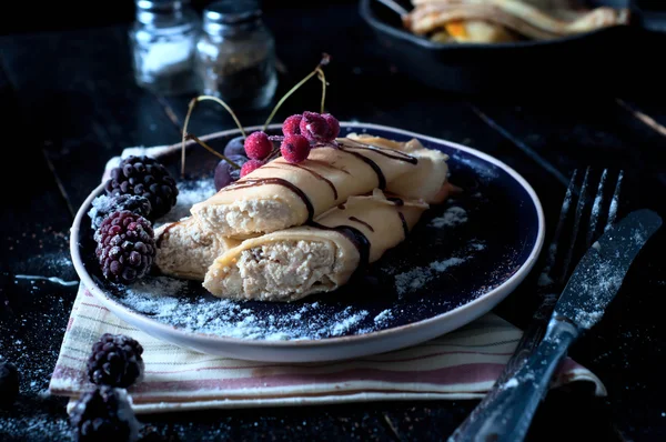 Staple of yeast pancakes — Stock Photo, Image