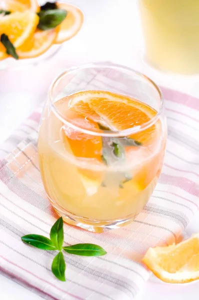 Fresh orange juice — Stock Photo, Image