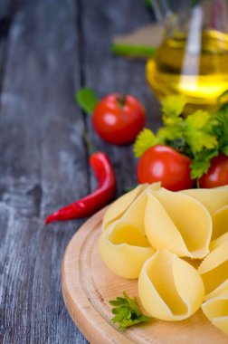 ham ev yapımı makarna 