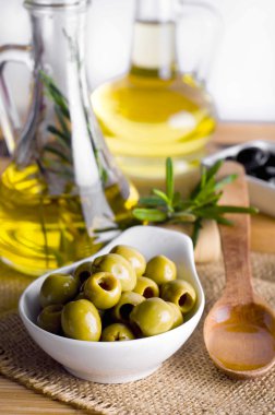 zeytinyağı ve zeytin dalı tablo