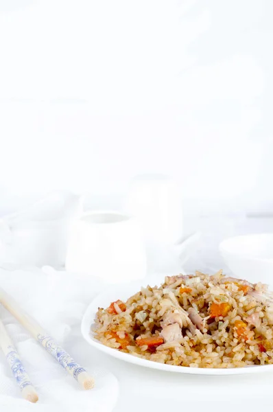 Plate of chicken fried rice — Stock Photo, Image