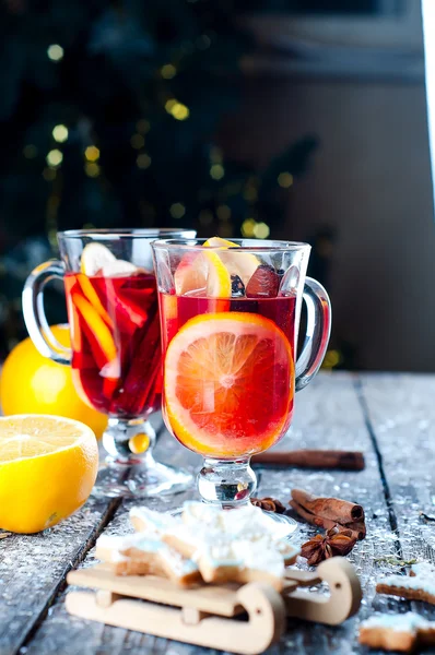 Especiarias e vinho quente — Fotografia de Stock