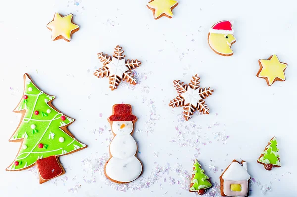 ev yapımı lezzetli Noel zencefilli kurabiye 