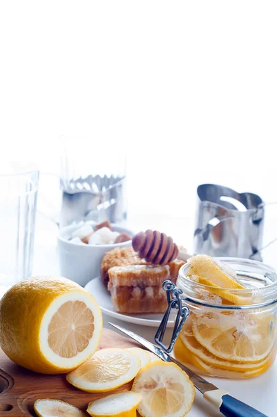 Honig, Zitrone und Ingwer Tonikum — Stockfoto
