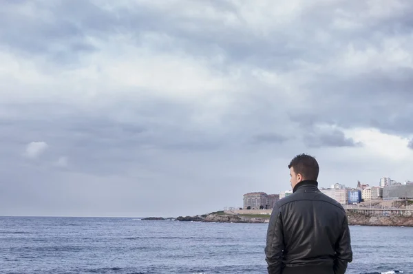 Man back to the sea — Stock Photo, Image