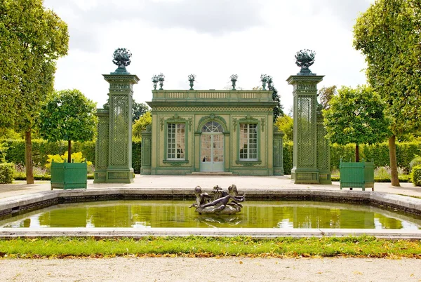 Französischer grüner Garten — Stockfoto