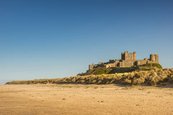 Zamek Bamburgh w Anglii — Zdjęcie stockowe