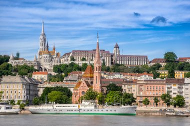 Matyas Kilisesi ve Buda Castle