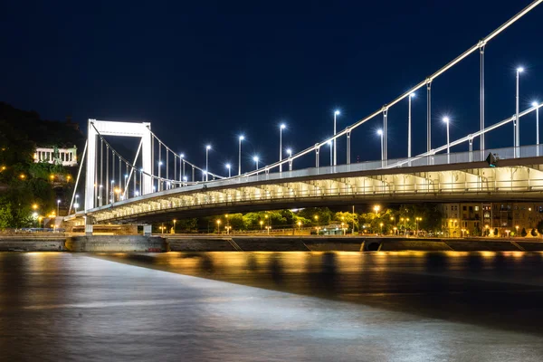 Erzsébet híd-Budapest — Stock Fotó