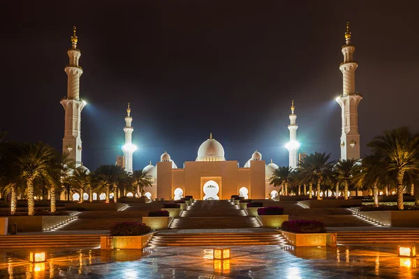 Grande mosquée Cheikh Zayed à Abu Dhabi — Photo